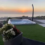 Infinity. Vistas, Wiffi Y Jacuzzi أذيخي