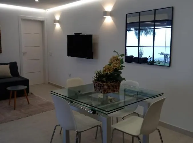 Infinity Vistas, Wiffi Y Jacuzzi * Costa Adeje (Tenerife)