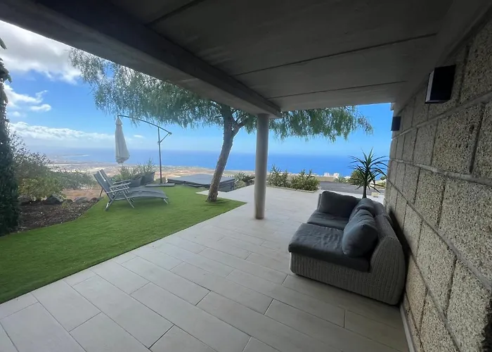 Infinity Vistas, Wiffi Y Jacuzzi Casa vacanze Costa Adeje (Tenerife)